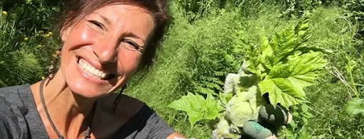  Medicinal Garden Kit Founder